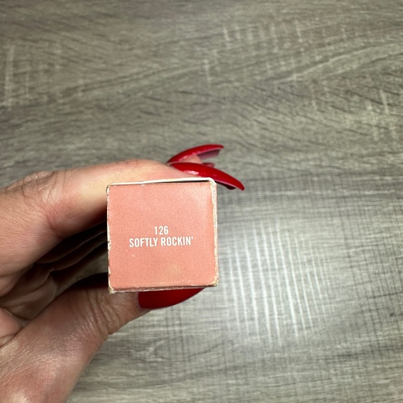 MAC retro matte lipgloss - Picture 2 of 5